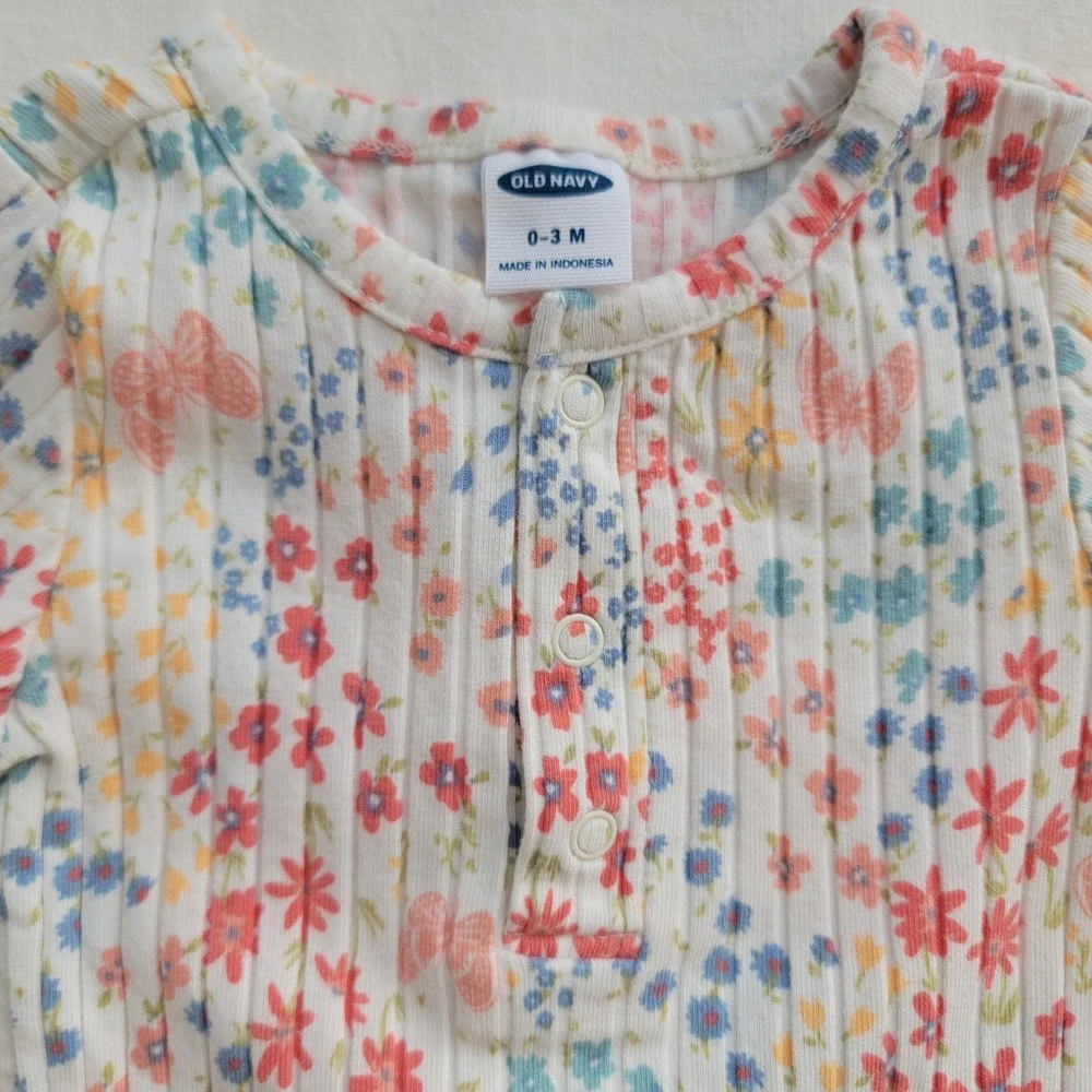 Old Navy Baby Girl 5pc Lot Bodysuits Dress Floral Lion Pink Yellow Green 0-6M